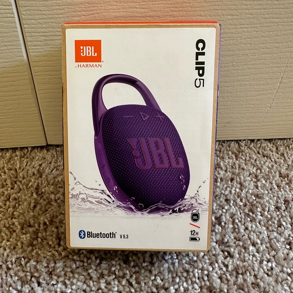 JBL Clip 5 Bluetooth Speaker - Bold Purple